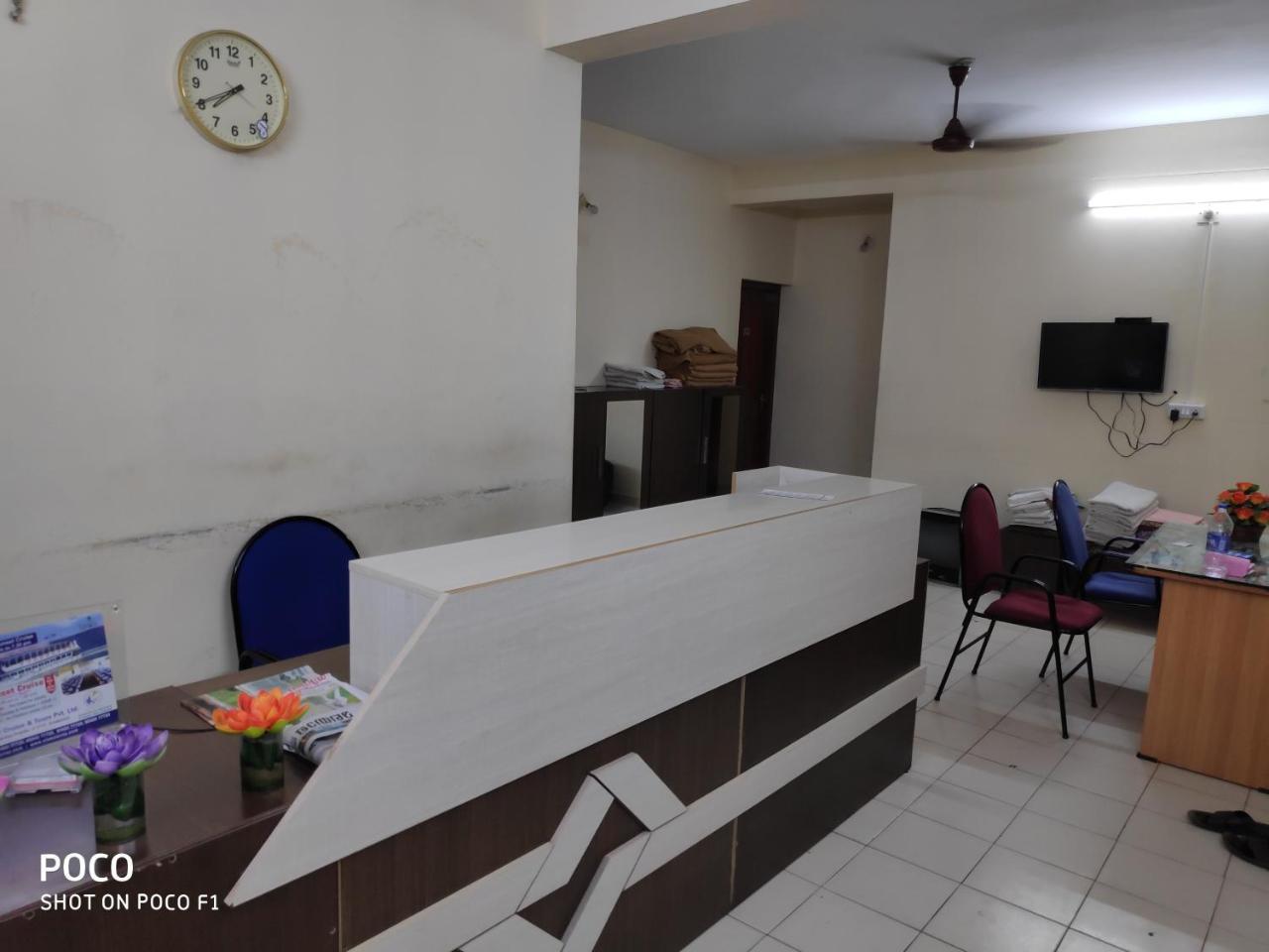 Hotel Silver Space Ernakulam Exterior foto