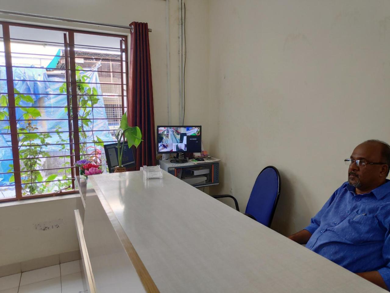 Hotel Silver Space Ernakulam Exterior foto