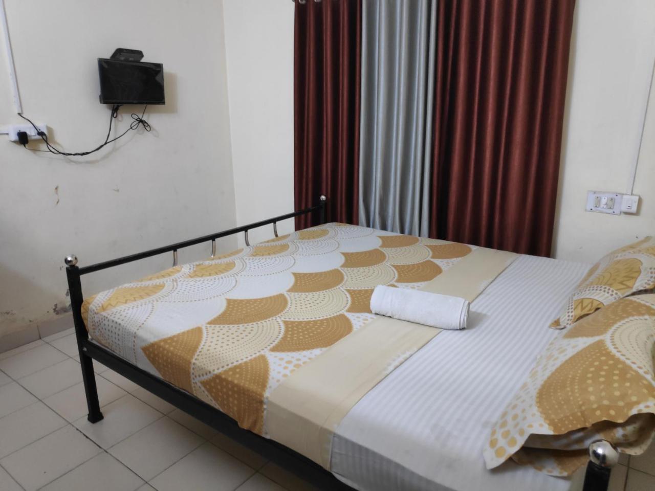 Hotel Silver Space Ernakulam Exterior foto