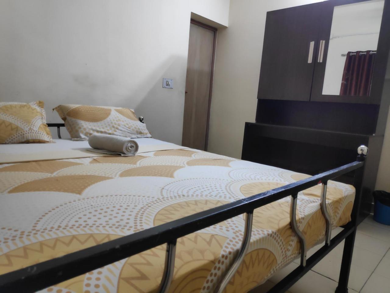 Hotel Silver Space Ernakulam Exterior foto
